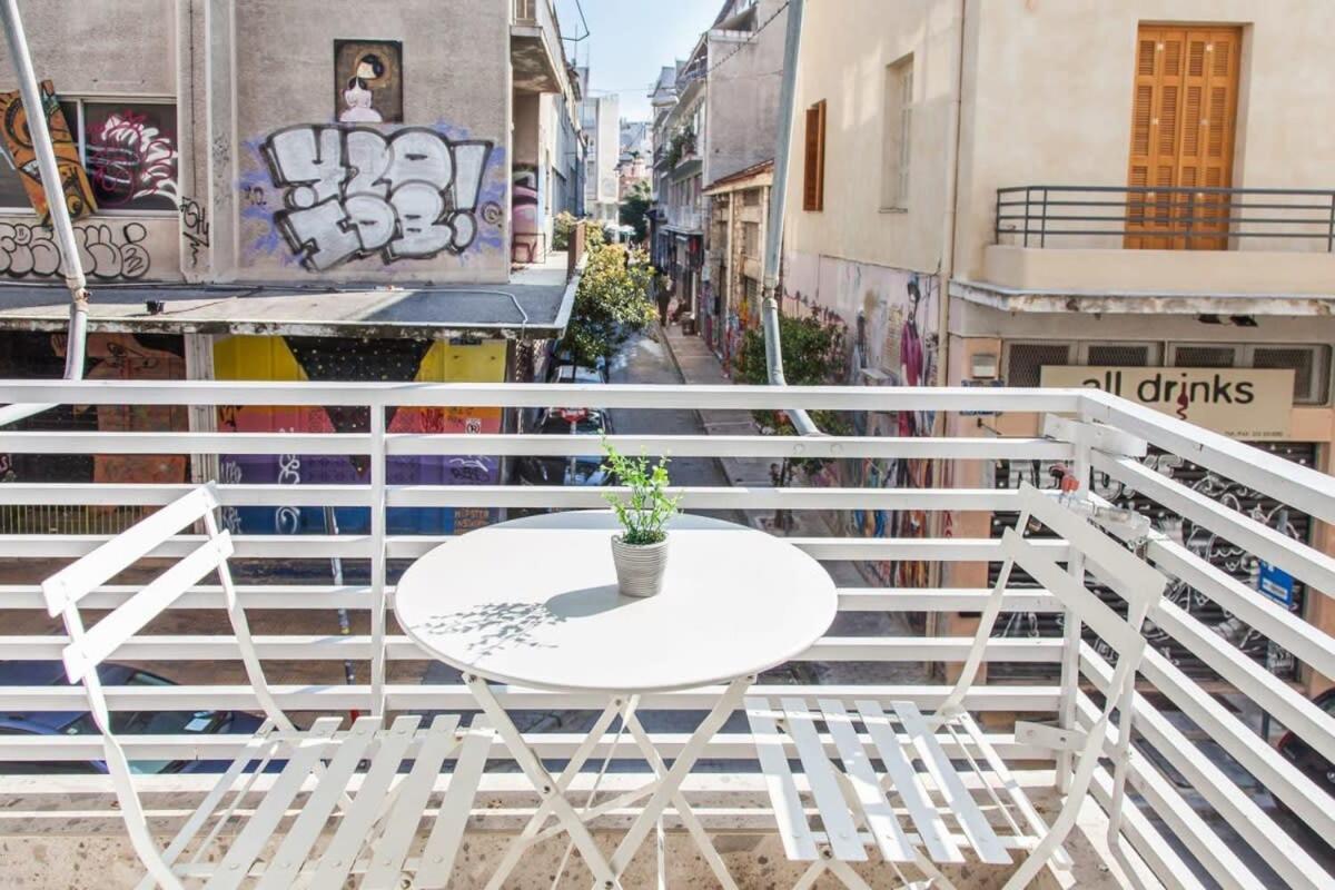 Beautiful Elegant Apartment Next To Monastiraki Atény Exteriér fotografie
